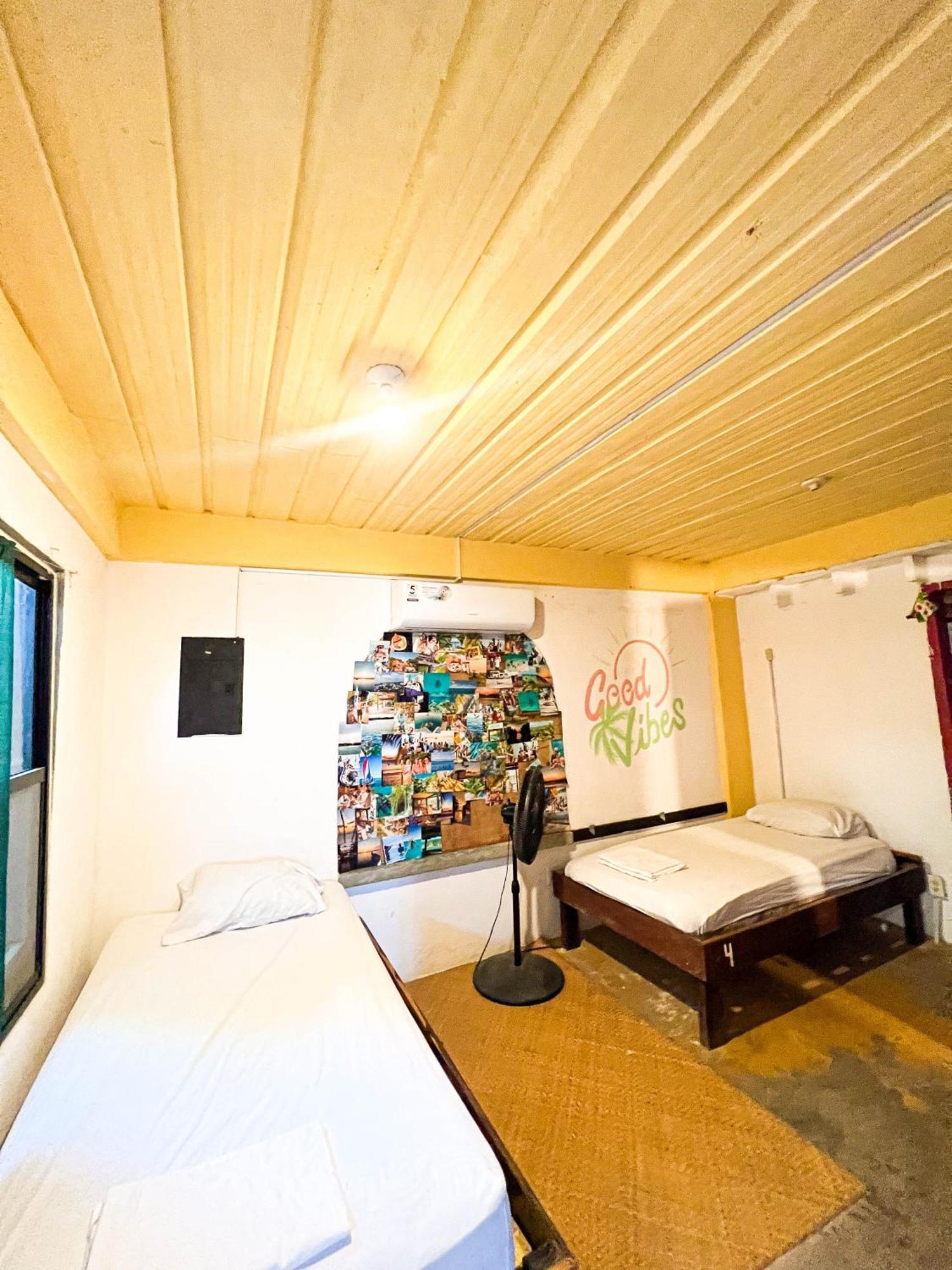 Bella's Backpackers Cayo Vandrarhem San Ignacio Exteriör bild